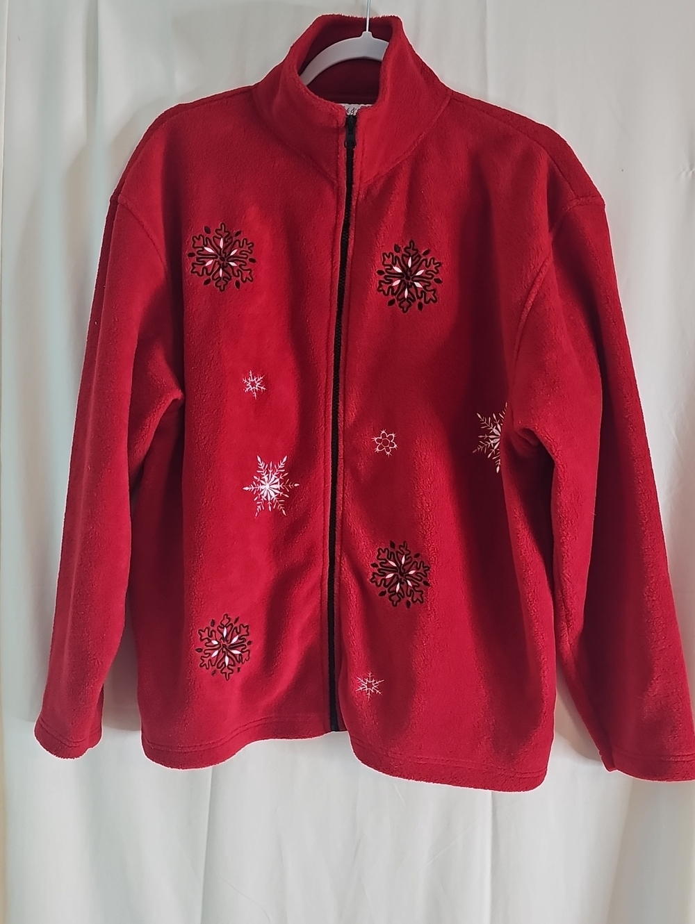 Nick & Sarah Red Fleece Jacket with Snowflake Embroidery